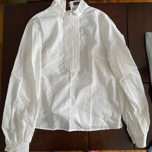 White long sleeve blouse